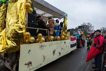 Bild 224 - Latuff 2017